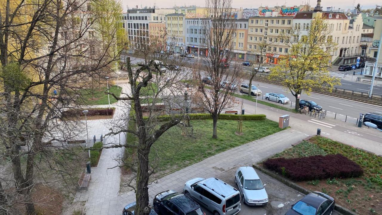 Mona Wrzeszcz Apartment Gdansk Bagian luar foto